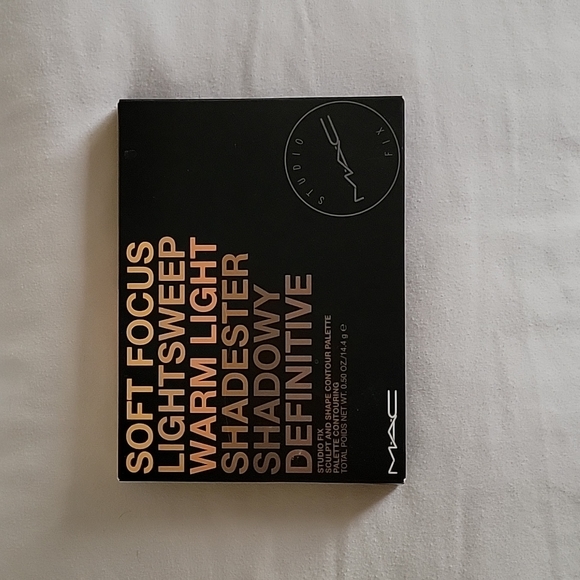 Contour MAC Studio Fix - Picture 4 of 5